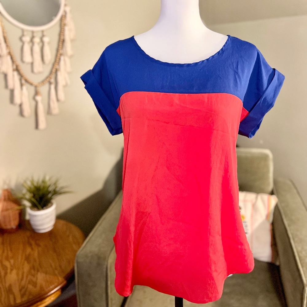 ❌ SOLD ❌ COLOR BLOCK BACK ZIP BLOUSE